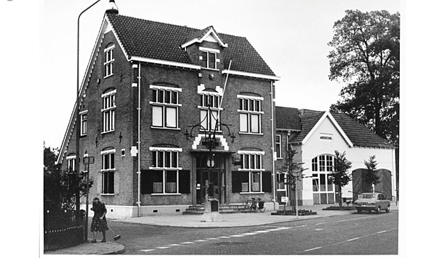 voormalig gemeentehuis Vriezenveen