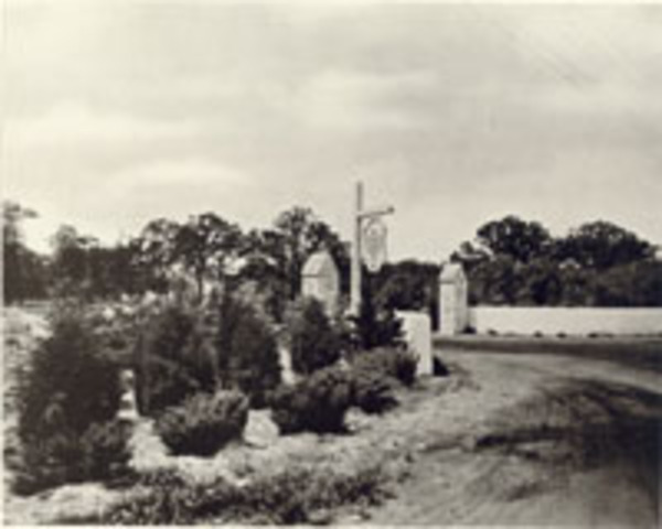 Knollwood Club incorporated