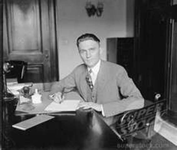 US begins passing Neutrality Acts