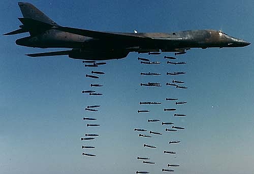 1986. ESTADOUNIDENSES BOMBARDEAN LIBIA