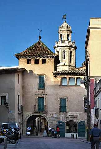 apareix el nom de Vendrell (Vanrel)