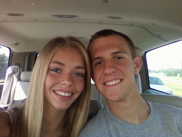 Hace ocho meses que Annie y yo fuimos al partido de Indianapolis Indians.