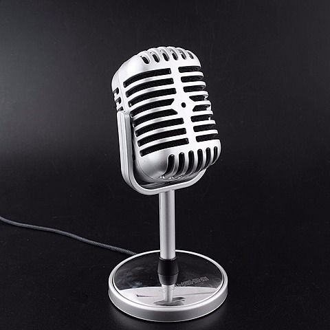 EMILE BERLINE INVENTA EL MICRÓFONO