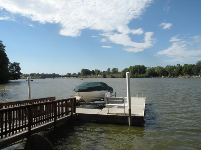 Hace un mes què vivì en mi casa nueva.