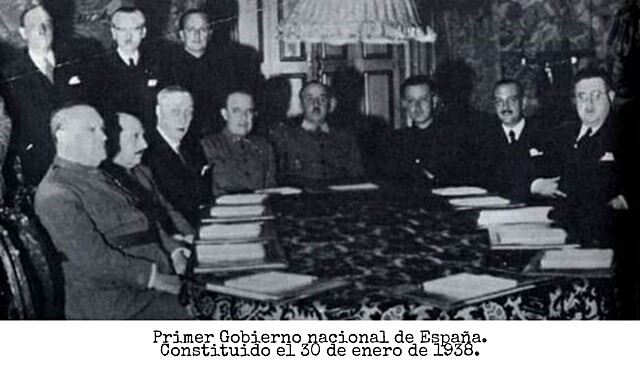 Franco asume oficialmente los cargos de Jefe de Estado y de Gobierno