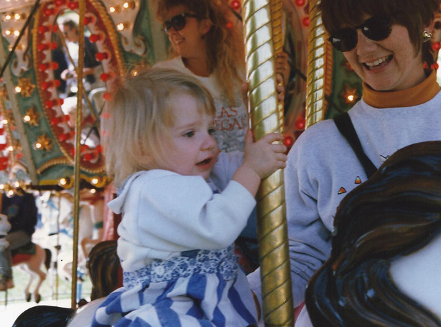 Hace catorce años que monté tiovivo.