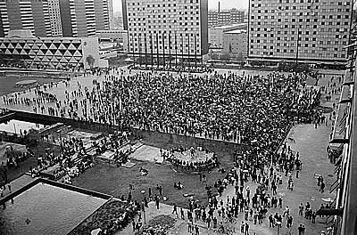 huelga escolar (plaza 3 culturas)