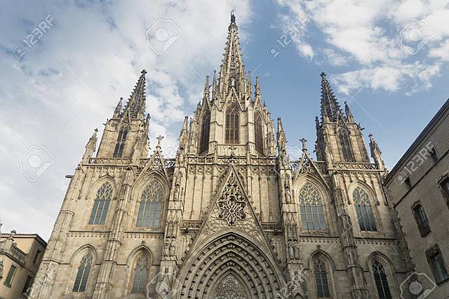 Creación de las Catedrales Góticas.