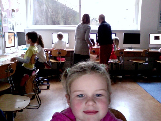 i am 105 cm and 19.5 kg