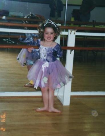 Hace once anos que bailé.