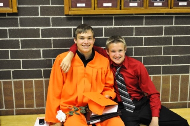 Hace Doscientos  treinta y siete días que me hermano fue a la universedad