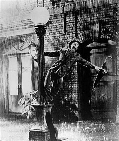 Cantando bajo la lluvia