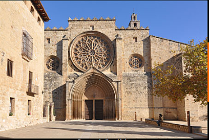 Sant Cugat cedeix l’església de Santa Maria per a que s’hi estableixin monjos.