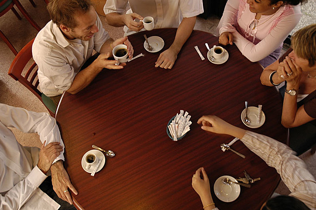 REUNIÓN PARA FORMAR LA SOCIEDAD