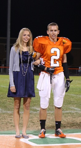 Hace tres meses que estuve parte del corte de Homecoming con Annie.