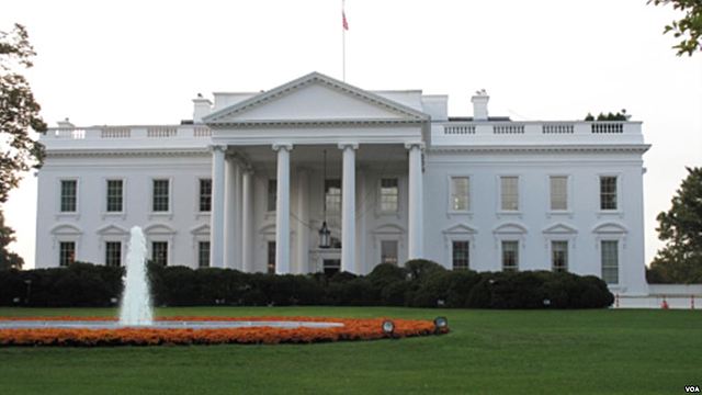 ATAQUE ALA CASA BLANCA