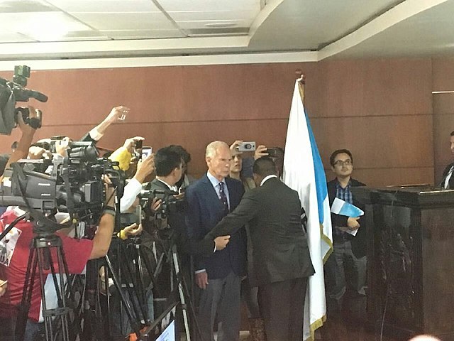 Antejuicio, presupuesto y sanción