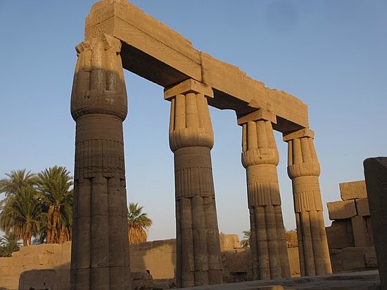 Uso de Columnas y Dintel