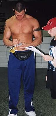 Debut en lucha libre profesional