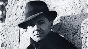 Jean Moulin est nommé délégué général du général de Gaulle et création du mouvement 'Combat' de Frenay