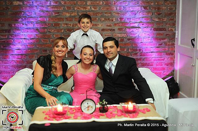 los 15 de mi hermana