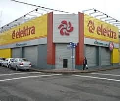 Elektra cierra tiendas en Panamá