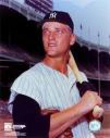 Roger Maris Hits 61 Home Runs breaks Ruths Record