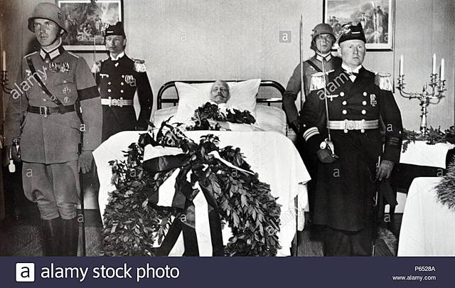 President von Hindenburg dies