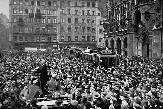 Hitler attempts to overthrow the Weimar Government (Beer Hall Putsch)