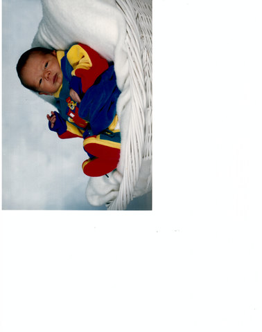 Hace diez y seis que yo estuve nacido.