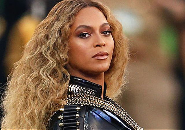 2000 most popular musician