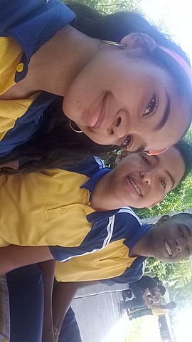 Me Cambiaron De Colegio