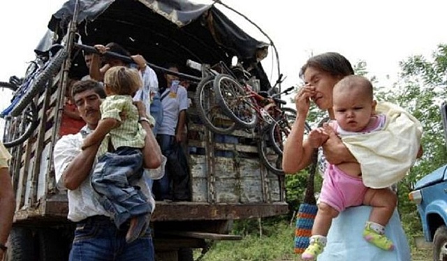 la guerra generando  desplazamiento