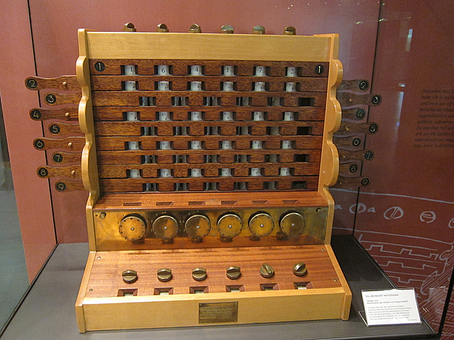 CALCULADORAS DE ORIGEM MECÂNICA