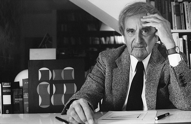 Tomás Maldonado: profesor y parte de la junta directiva.