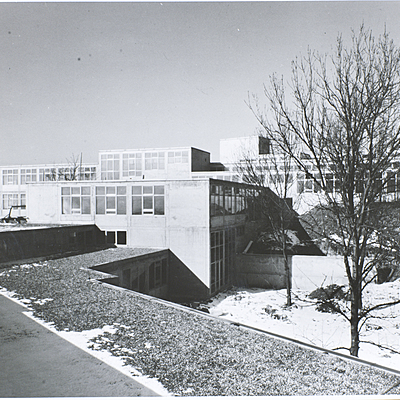 Timeline: Escuela ULM