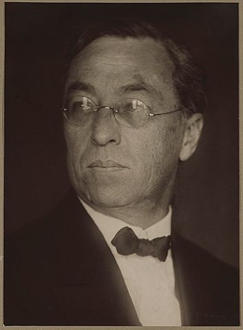 Wassily Kandinsky (profesor/director )