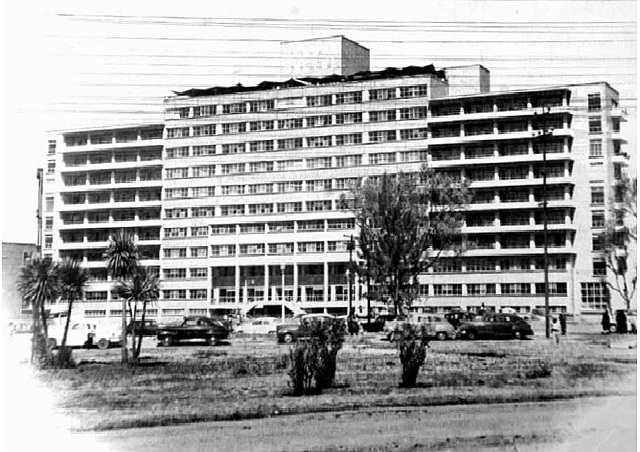 Se inaugura el Centro Médico Nacional La Raza