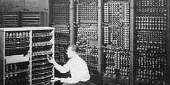 •1950, (Previo a la ingenieria de software)