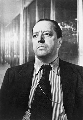 Ludwig Mies van der Rohe( director)