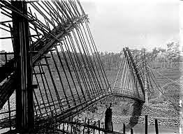 CHINA CONTRUYE PUENTE EN ACERO