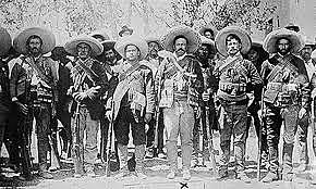 LA CAÍDA  DE EL  DICTADOR