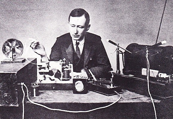 Primera comunicación