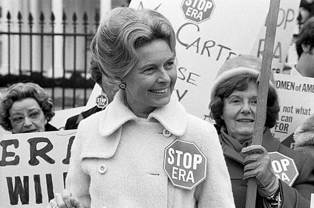 phyllis schlafly and defeat of era