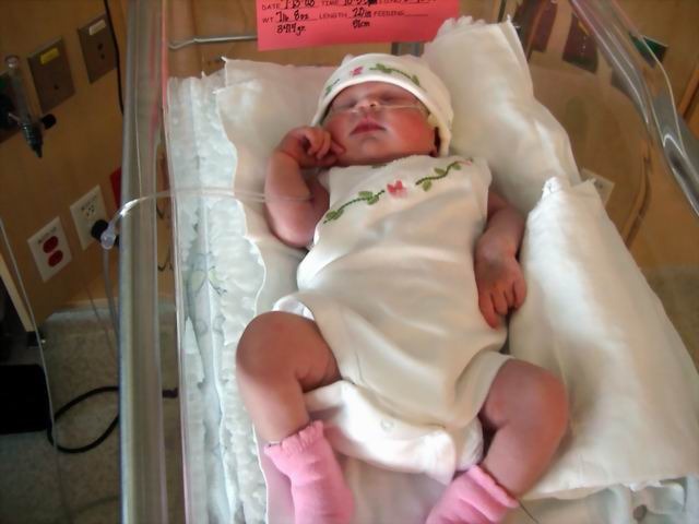 Welcome Ariana Amaris