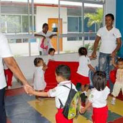 Timeline: momentos de la historia de la pedagogía.