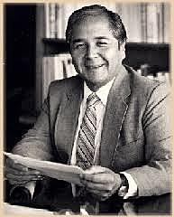 Y no se lo tragó la tierra de Tomás Rivera