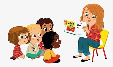 Maestra de niños en una iglesia cristiana