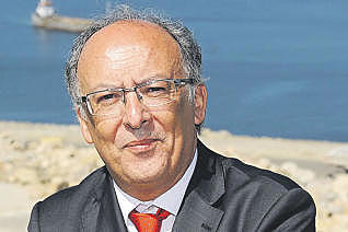 A Xunta de Galicia cambia de presidente.