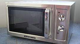 Timeline: Four à Micro-Ondes